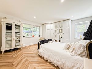 Photo 4- click for photo gallery